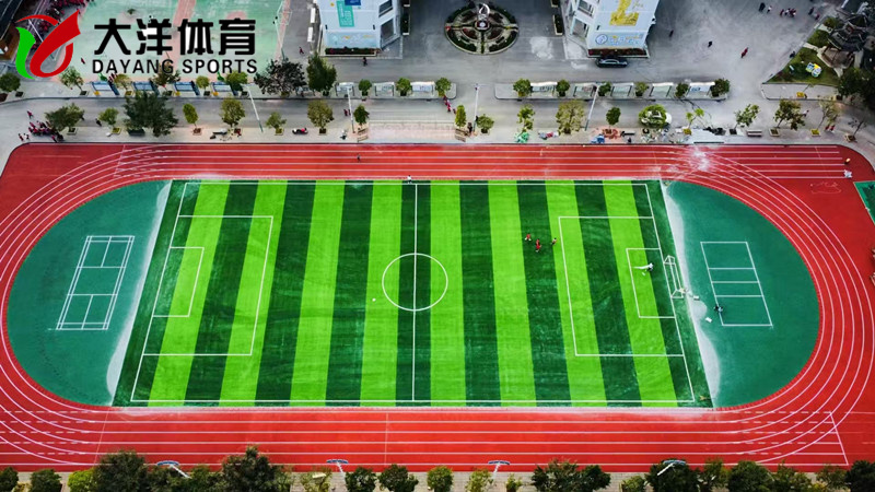 �ӽ�����Сѧ